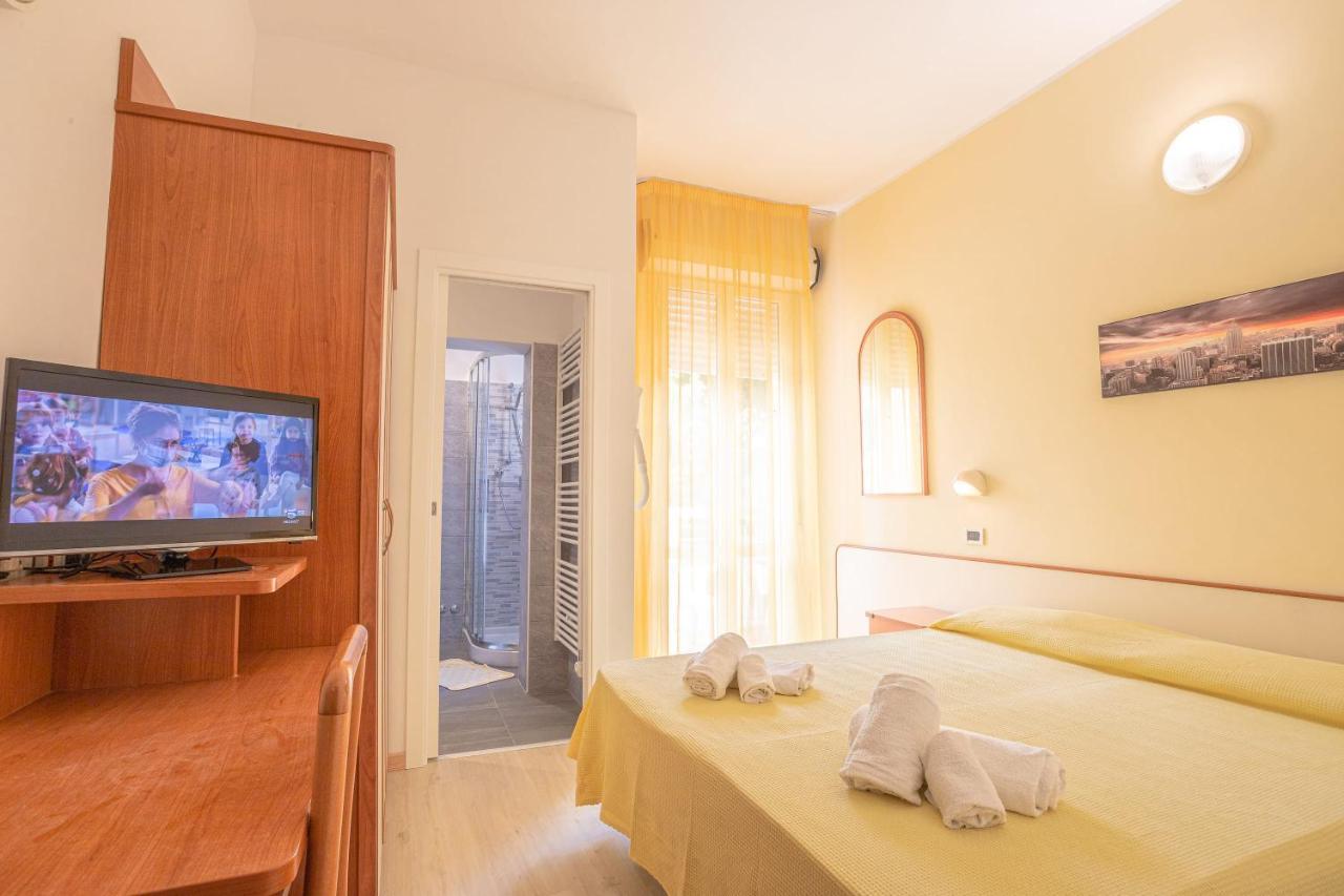 Hotel Paola Garden - Nuova Gestione Bellariva Di Rimini Exterior foto