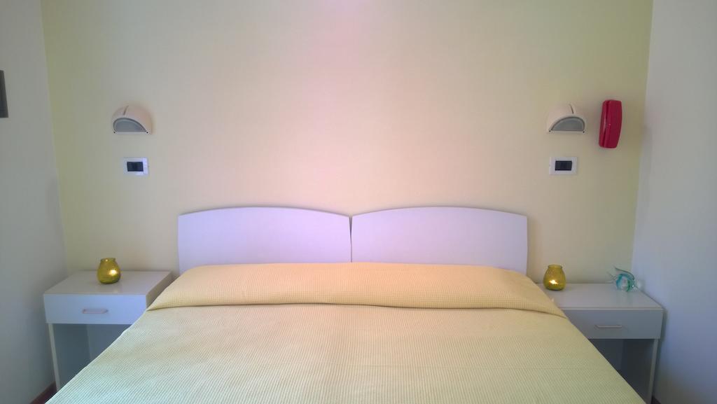 Hotel Paola Garden - Nuova Gestione Bellariva Di Rimini Cameră foto